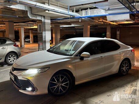 Toyota, Camry, 2500, 249, бензин, седан, автомат, передний привод, среднее состояние, левый, белый, 3 050 000 ₽